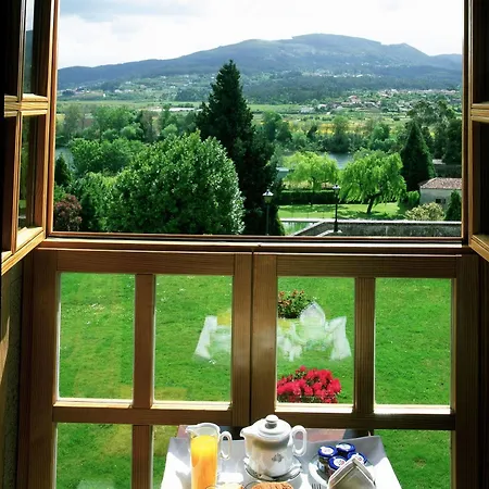 Hotel De 4*